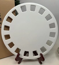 NIB SOUTHERN LIVING AT HOME Dress Me Up Plate for Cakes, Baby or Bridal Showers