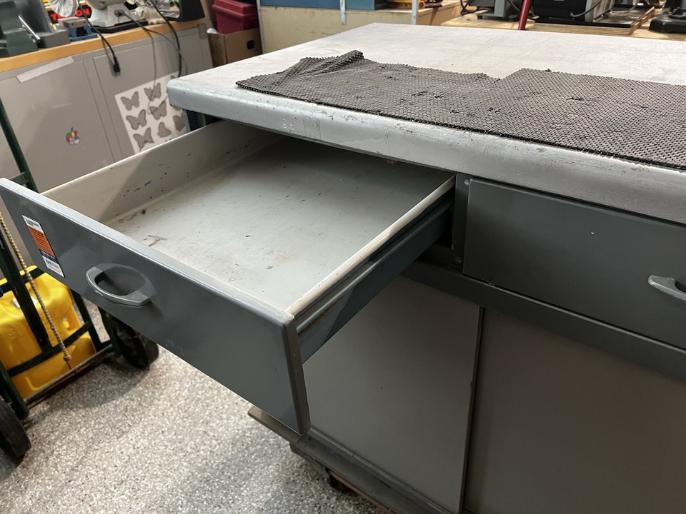 175 Bench Global Industrial Gray Metal Work Bench w/ Drawer & Cabinet Storage | eBay