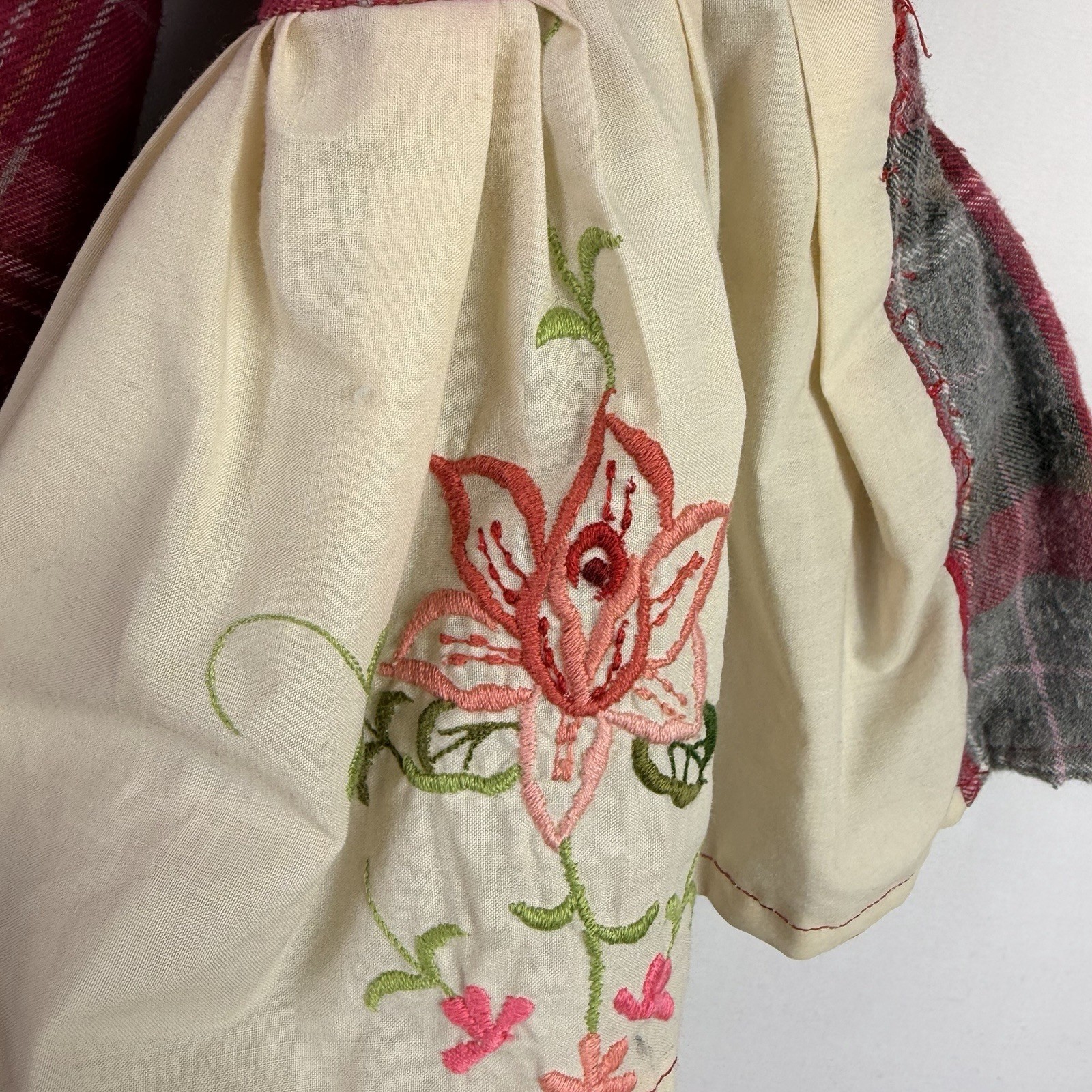Vintage Pink Red Patchwork Plaid Embroidered Flan… - image 5
