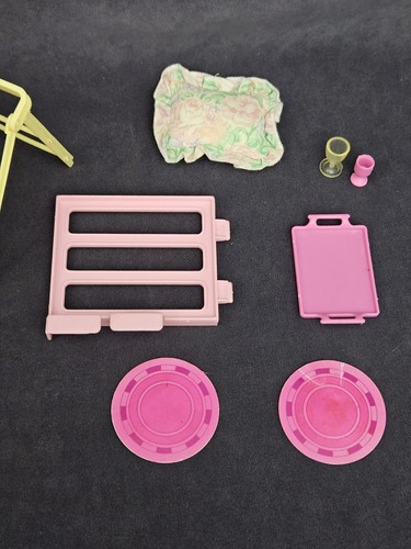 1988 Barbie Magical Motor Home Klapptisch Stühle Kissen Leiter Ersatz - Bild 2 von 10