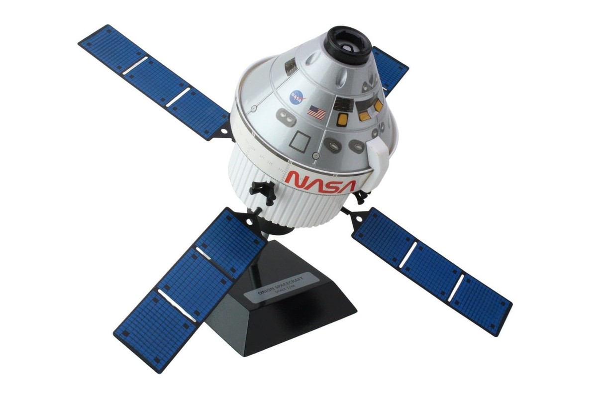 Space Adventure Orion Satellite 1/48 | eBay