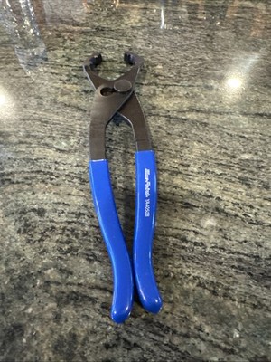 blue- Point by snap on ya4050b oil filter pliers 2-1/4 -4  opening 12  long new