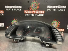 1998 C5 CORVETTE CLUSTER WITH BEZEL OEM 142,145 MILES #3831