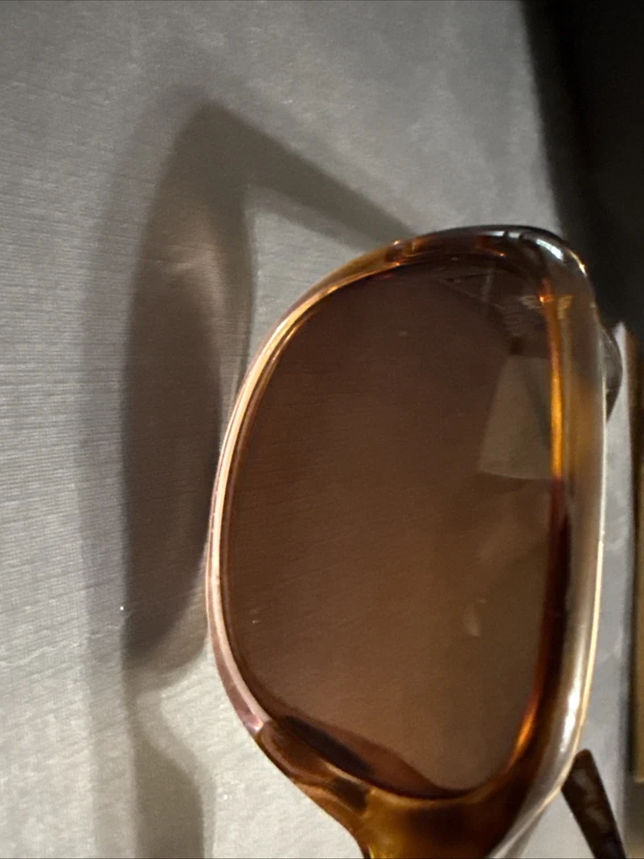 Gafas de sol Costa Del Mar para dama alcatraz GNT120 TORTUGA BRILLANTE Foto 2 de 4