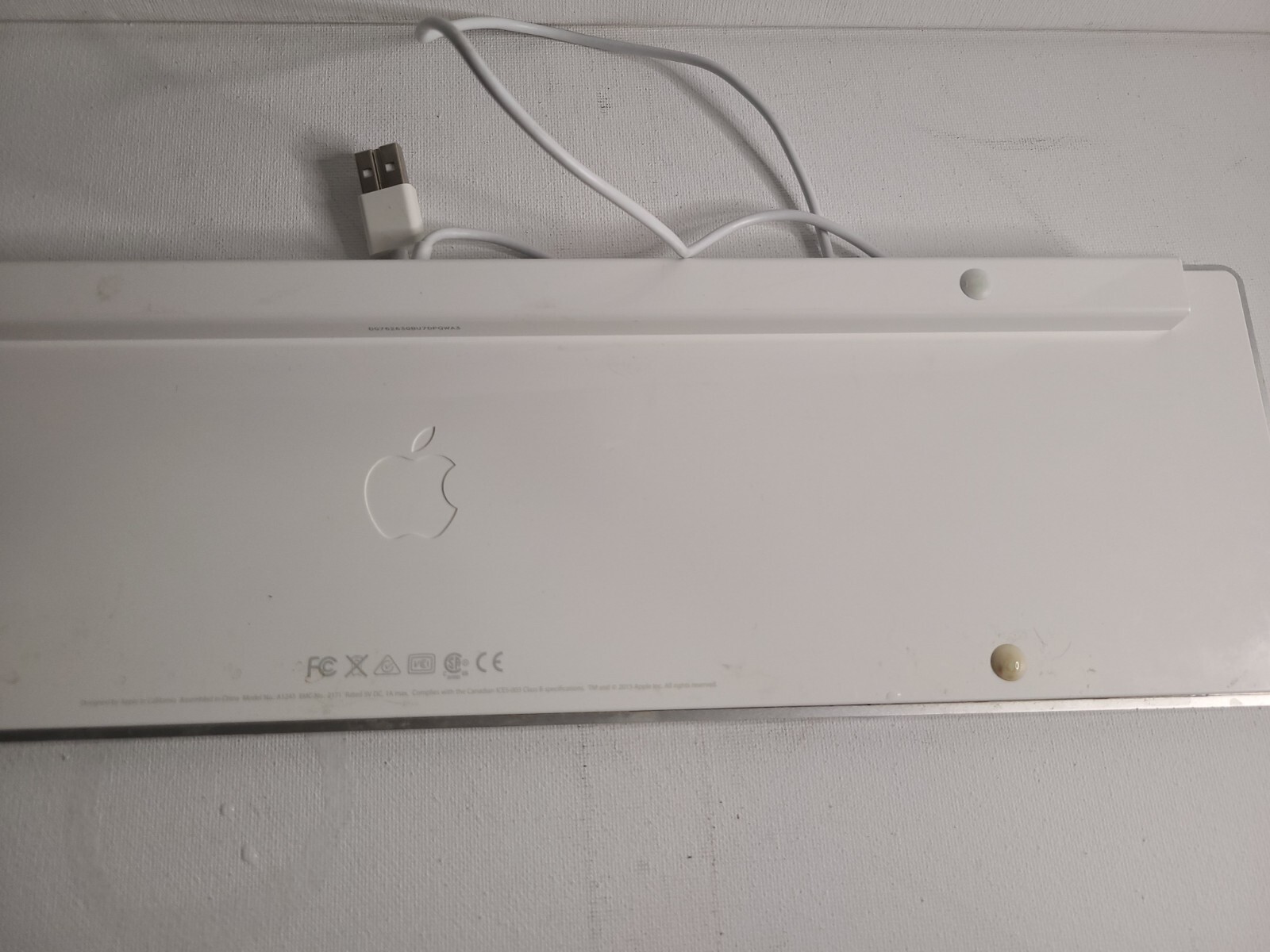 Apple Mac Wired Slim Keyboard A1243 USB Port Numeric Keypad Genuine