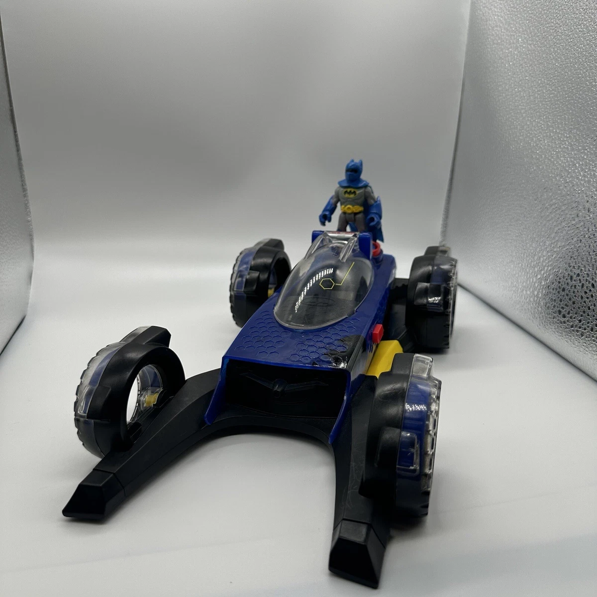 Imaginext dc super sales friends transforming batmobile