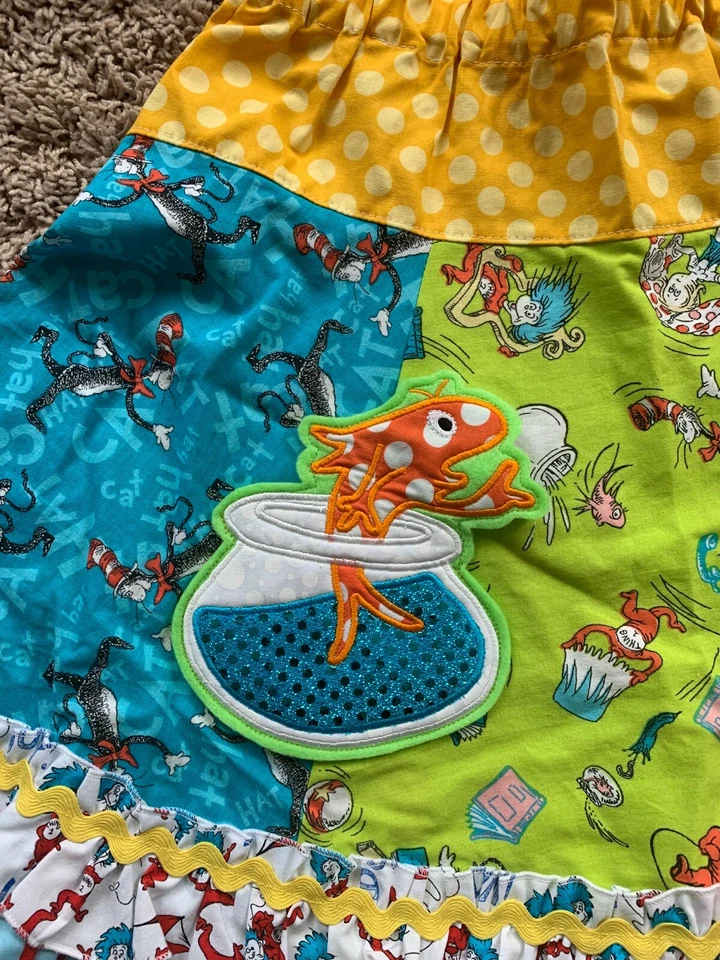 Boutique Personalizado 7 8 9 10 Dr Seuss Top Falda Arco Collar Apliques Gato Sombrero ÚNICO EN SU CLASE Foto 4 de 4