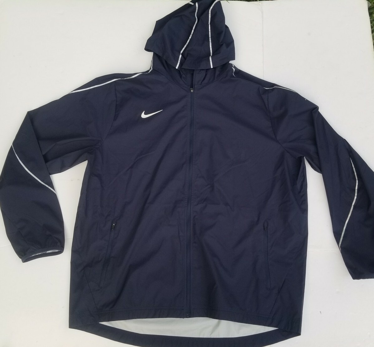 Nike Team Woven Rain Hooded Jacket Men