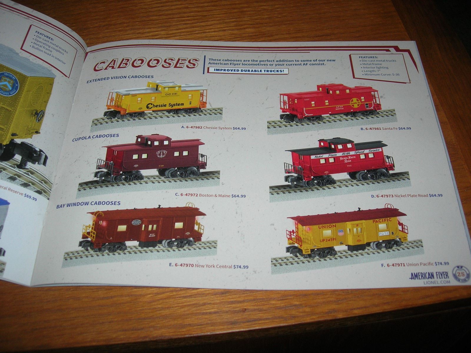 LIONEL 2017 AMERICAN FLYER TRAIN CATALOG S GAUGE train accessories