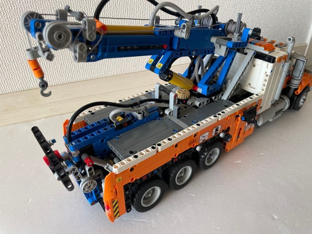 LEGO Technic Heavy-duty Tow Truck 42128 In 2021 Used Retired Comp