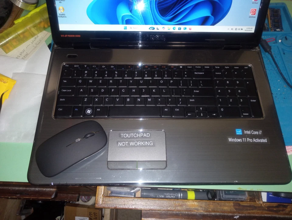 Dell Inspiron N7010/ 17.3"/i7-M620@2.67Ghz/6Gb RAM/512Gb SSD/WiFi/Bt/USB/Completo Foto 2 de 4