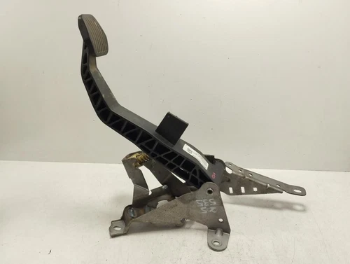 BV617B633GG Pedal Embrague para FORD FOCUS BERLINA (CEW) Titanium 2016 205535 - Imagen 3 de 10