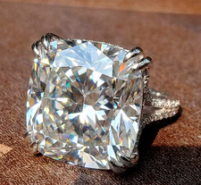 HUGE Certified 151.70 Ct White Diamond Solitaire Statement Ring  RARE 