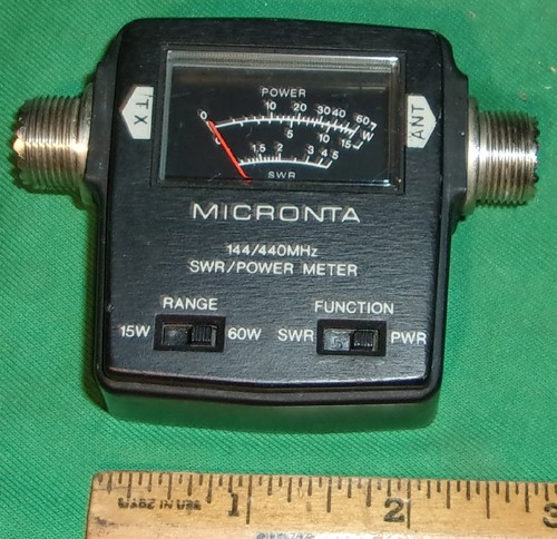 Micronta 19-320 VHF/UHF 144/440 MHz SWR/Misuratore di Potenza Radio Shack Pulito! - Foto 1 di 5