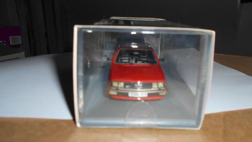 Modellauto Audi 200 Typ 43 Neo 1:43 - Bild 2 von 3