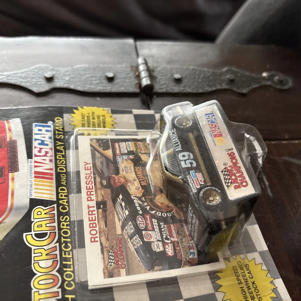 NASCAR  RACING CHAMPIONS 1991 1:64 #59 ROBERT PRESSLEY ALLIANCE DIE CAST CAR - Image 4 of 4