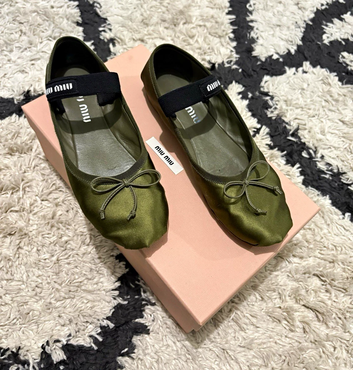 希少◎miu miu パンプス ビジュー エナメル シルバー グリーン 23cm 25+ Women's Green Miu Miu for sale | Updated Oct 2026