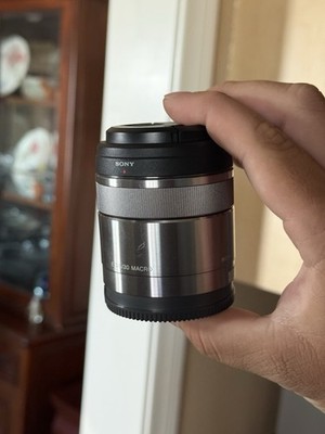 Sony SEL 30mm f/3.5 Aspherical ED Lens