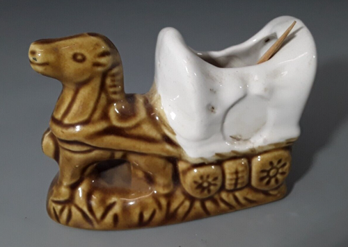 HFP Ceramic Horse & Covered Wagon Toothpick Holder - Picture 2 of 3