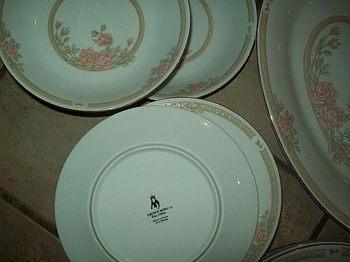 17 pc Crown Ming Fine China Jian Shiang Christina? Pattern Roses - Picture 5 of 6