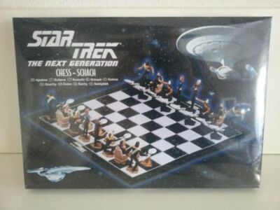 Star Trek Chess Game from 1999 Mint in Box (OVP) - STAR TREK sealed SCHACHSPIEL