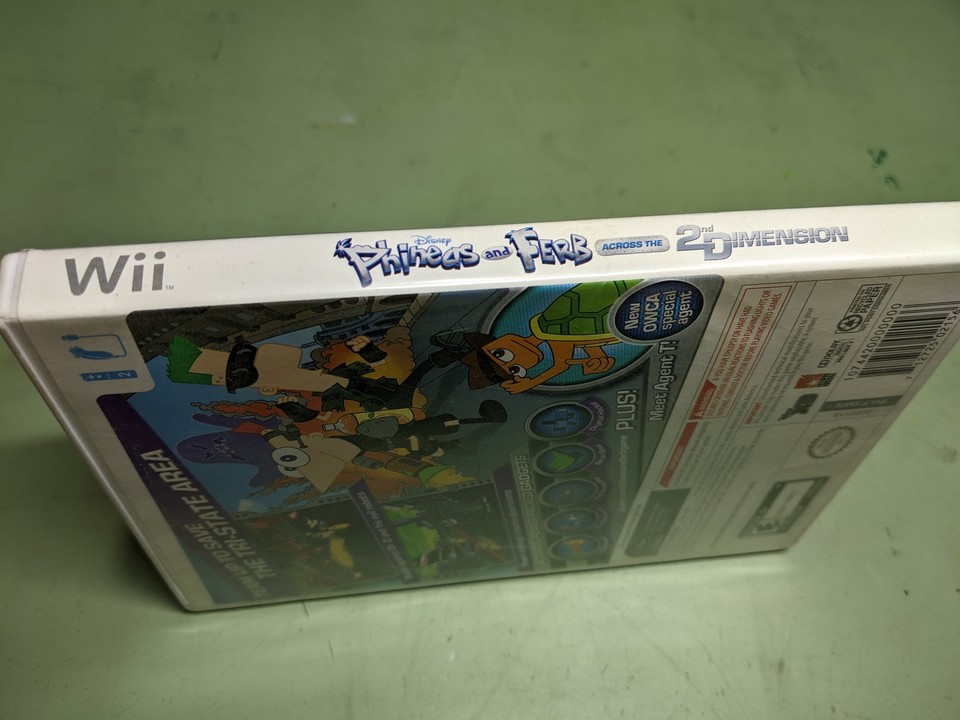 Phineas and Ferb Across the 2nd Dimension Nintendo Wii Disk and Case