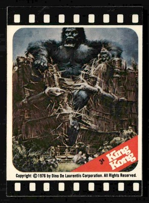 1976 Topps King Kong #3A (The great wall is smashed by Kong!)