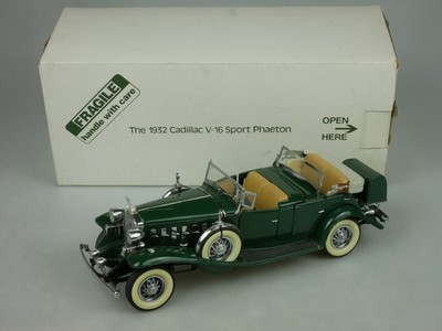 Danbury Mint 1/24 1932 Cadillac V-16 Sport Phaeton diecast Box 133987