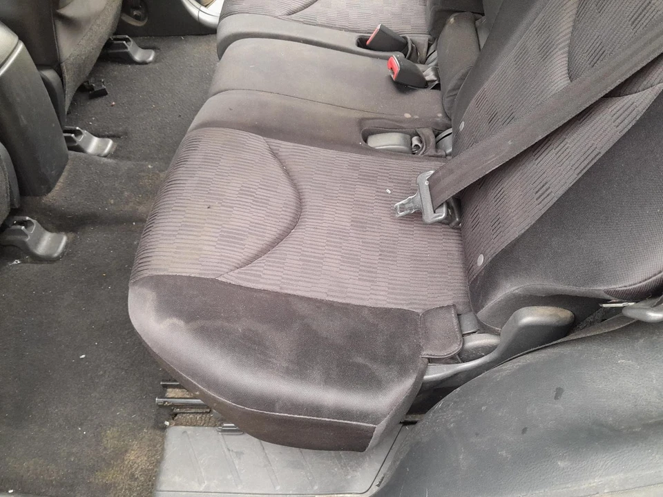 TOYOTA RAV4 2ND SEAT (REAR SEAT) LH REAR, ACA33/ACA38, CLOTH, 11/05-11/12 05 06 - image 2 of 4