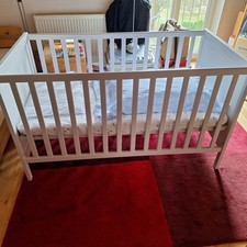 Sundvik Kinderbett Wie Neu / Weiß / 140x70 Ikea Inkl Hochwertiger Matratze 