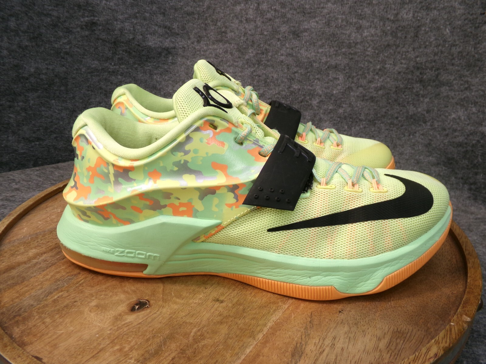 Sneaker 653996-304