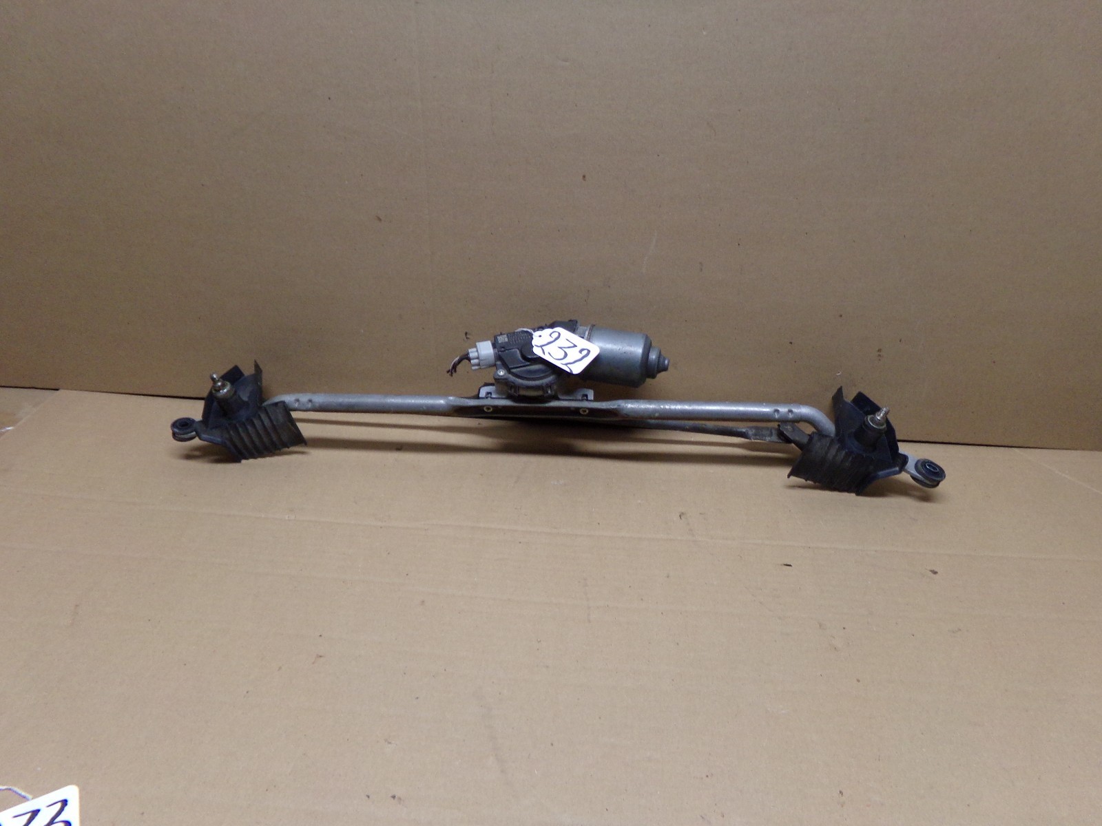 2010 - 2017 Patriot Used front Windshield Wiper Motor Linkage Transmission #232