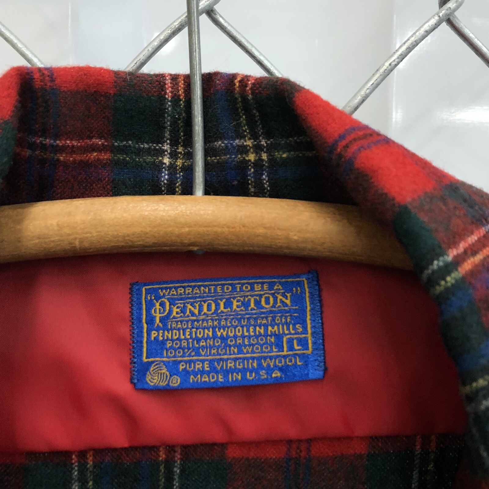 Large Pendleton Board Shirt Loop Collar Maclean T… - image 3