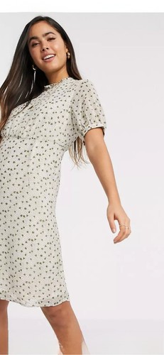 Vila floral midi dress in size 6 - Picture 2 of 9