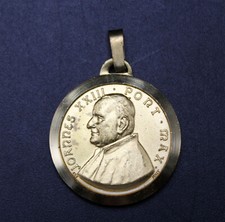 alter Anh&auml;nger, Reliquie Papst Johannes XXIII. Ex Indumentis