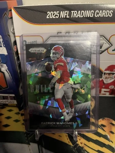 2021 Panini Prizm - Brilliance Patrick Mahomes II #B-1 Green Ice Prizm