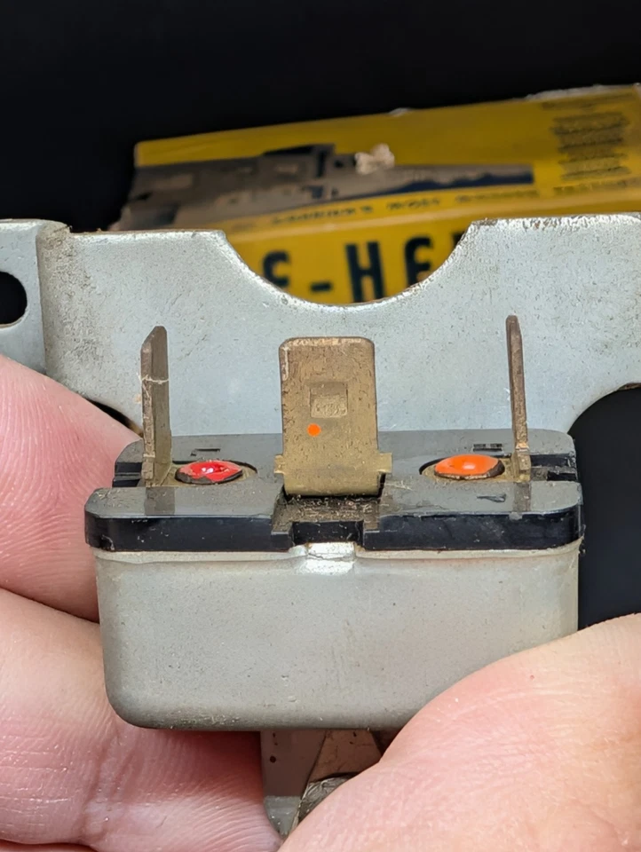 Interruptor de controle de temperatura aquecedor principal Ford Customline Fairlane NOS 1955 B5A-18578C - Imagem 4 de 4