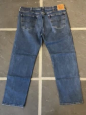 Levi's Mens 505 Denim Jeans Size 40x30 medium wash excellent condition