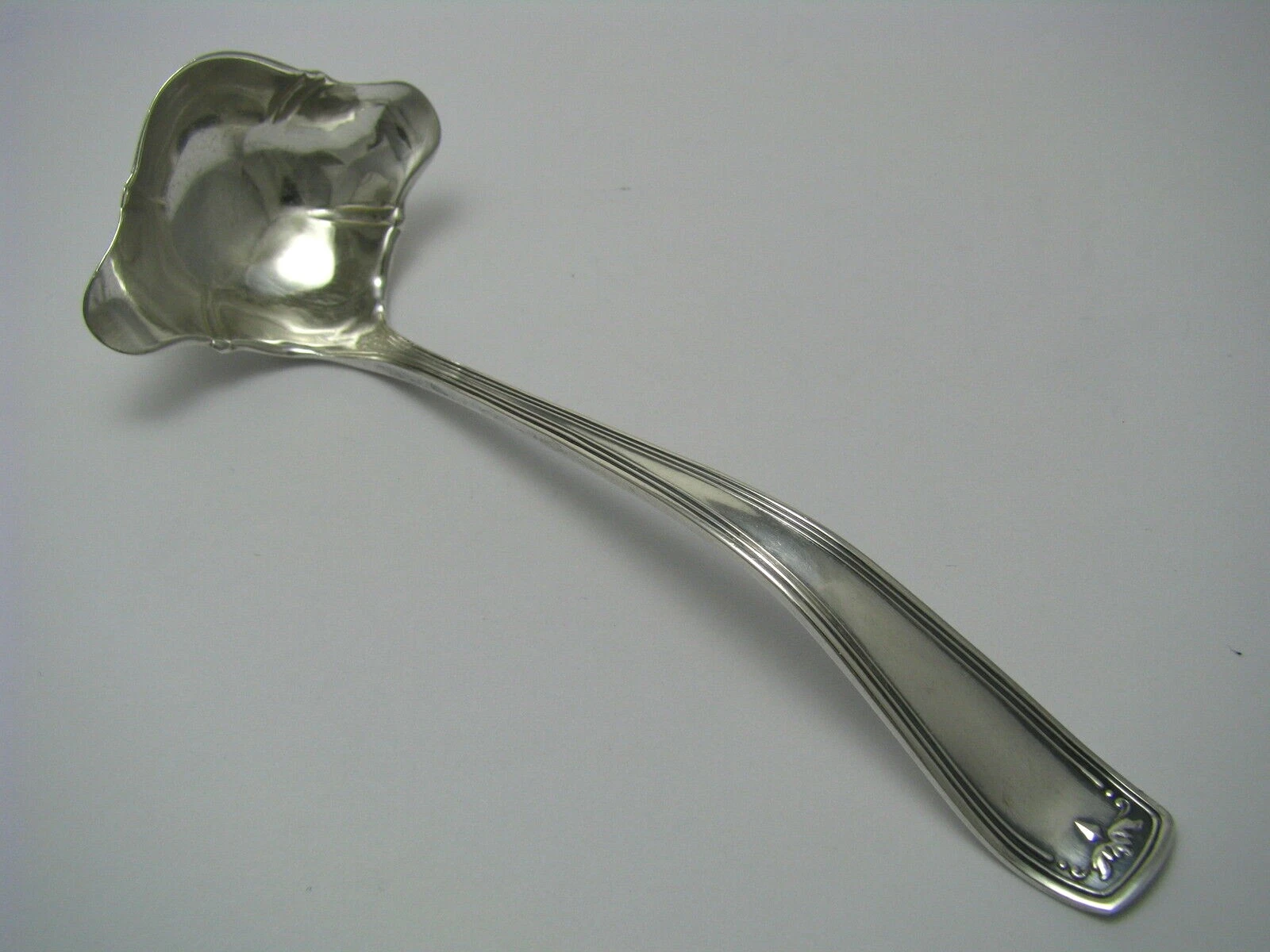 ROMONA by SAART BROTHERS STERLING SILVER LADLE GRAVY SAUCE LADLE SPOON SSMC 1900