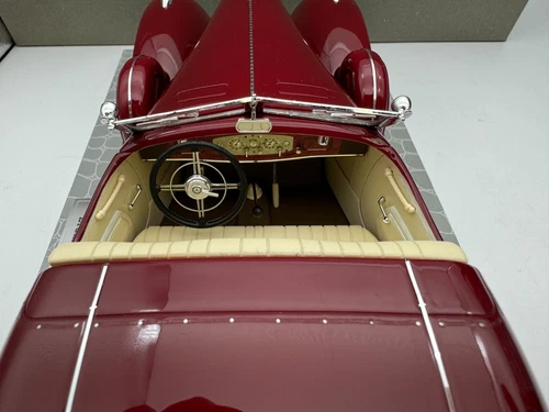 AMC 1/18 Mercedes Benz 540K W29 Stromllnien Roadster 1936 Erdmann & Rossi Red - Picture 16 of 16