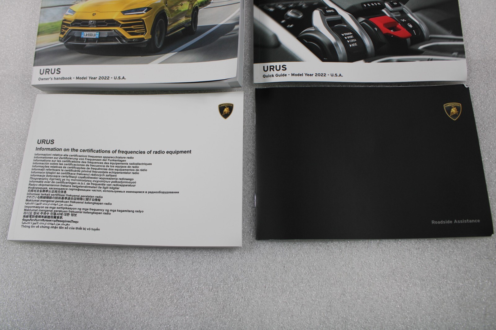 Lamborghini Urus, Owners Manuals, w/ Case, Used, P/N 4T0868853