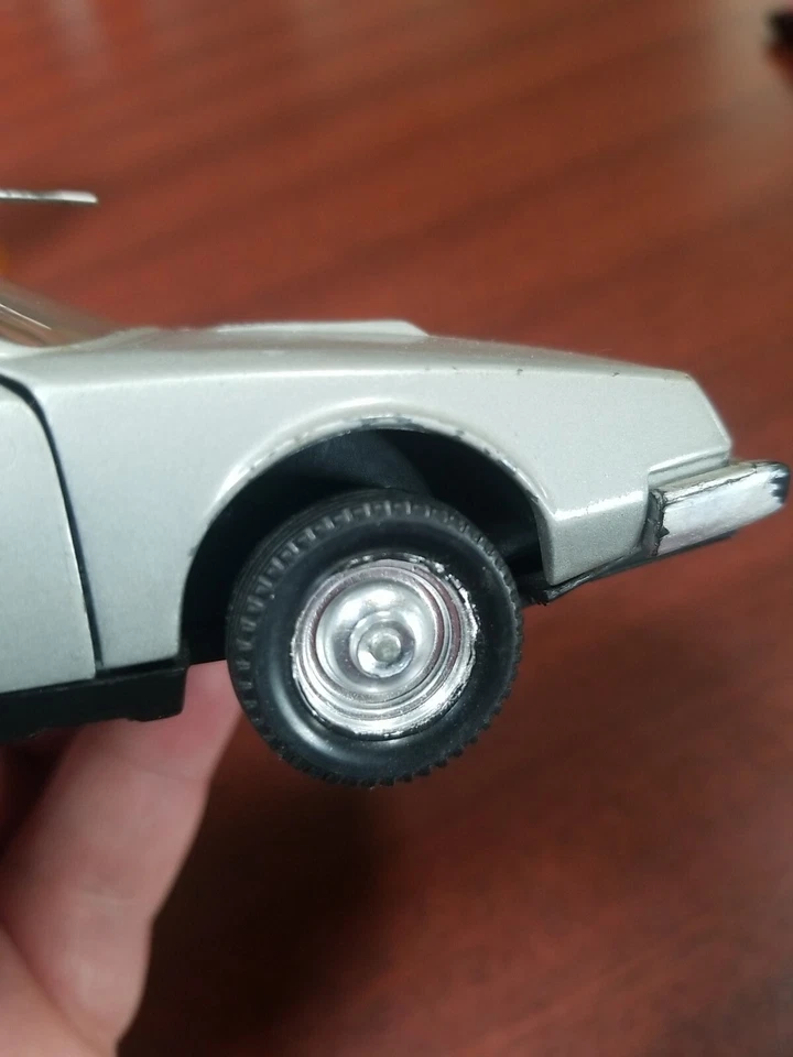 1:25 - Poliestilo - S38 Citroen CX 2200 / 6 H 185 Foto 2 de 4