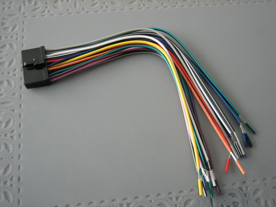 BLAUPUNKT CAR 2DIN 6.2" Stereo MIAMI620  for Wire Harness 20 pins Plug - Image 2 of 4