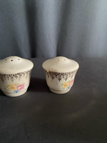 Edwin Knowles Royal Knowlton Salt and Pepper Shaker 22k Gold Trim Floral - Picture 3 of 8