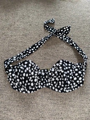 Womens Smart And Sexy Swim Bathing Suit Top Size 34B