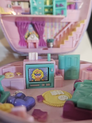 1994 Polly Pocket Home Setting - Picture 4 of 9
