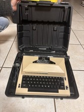 Vintage SEARS The Scholar Correction Electric Portable Typewriter w/ Hard Case thumbnail