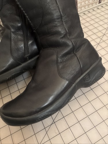 KEEN Bern Baby Bern Black Leather Tall Zipper Boots Shoes Womens Size 9 EU 39.5 - Picture 3 of 24