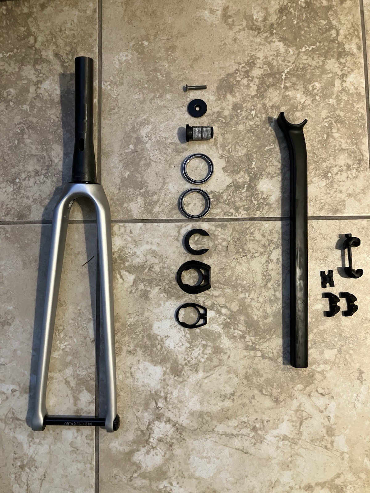 Ventum NS1 Carbon Fiber Frameset. 52cm