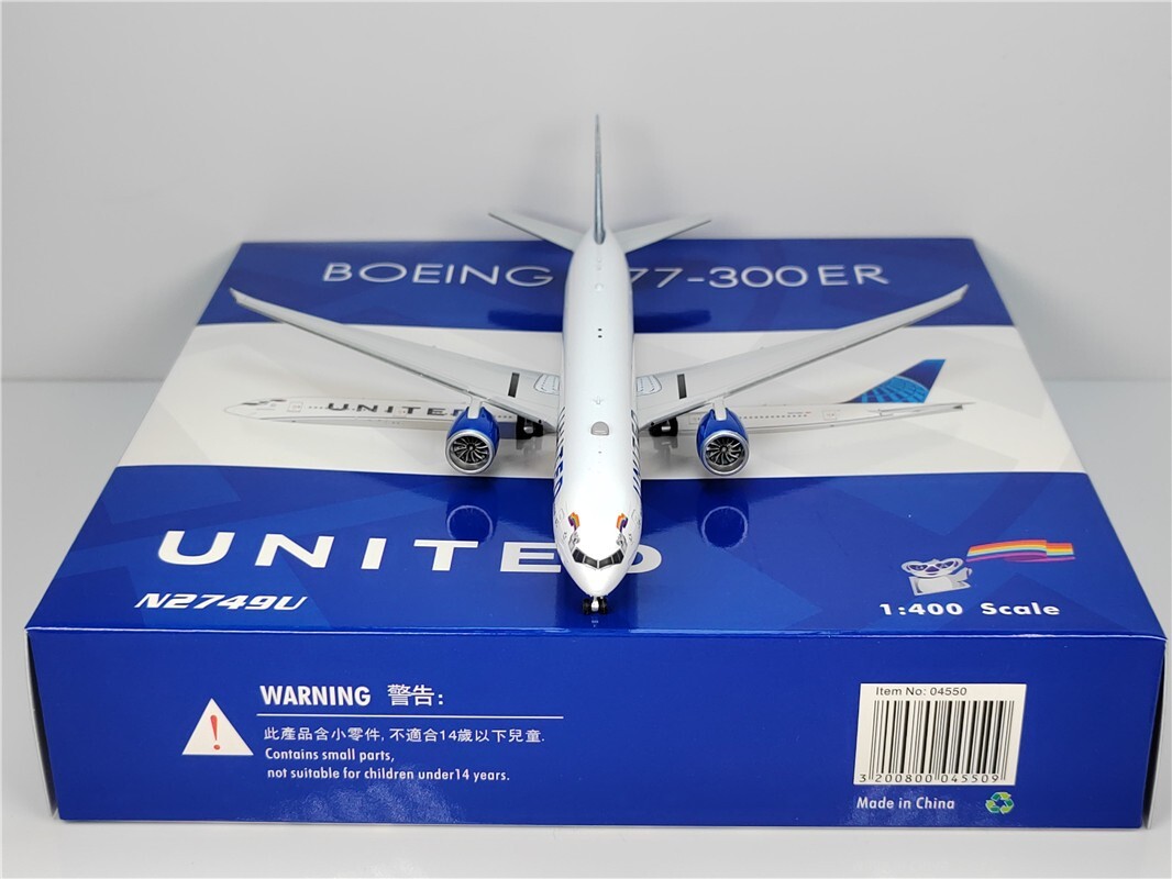 Rare)1:400 Phoenix PH04550 United Airlines B777-300ER N2749U